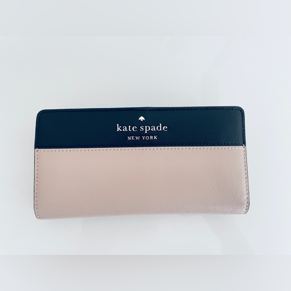 Kate Spade Leather wallet